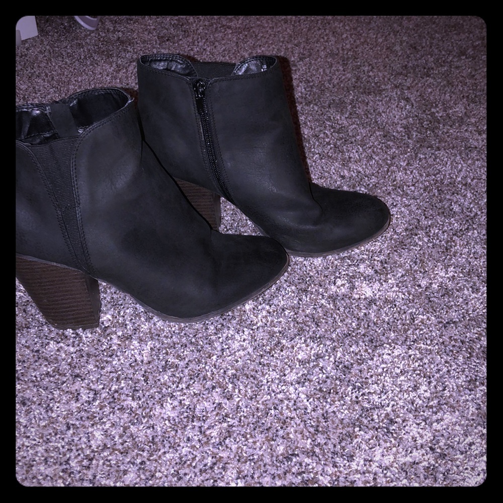 Ankle high boots